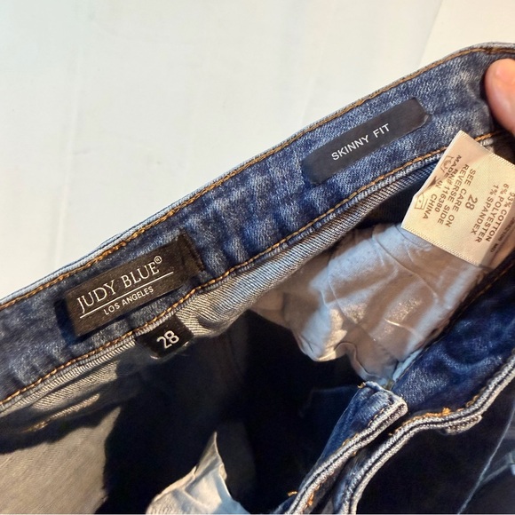 JUDY BLUE Women’s 28 Denim Jeans Skinny Fit Stretch Mid Rise Dark Denim Wash - Picture 14 of 14